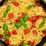 Spaghetti mit Kirschtomaten
